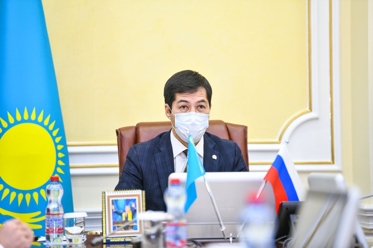 Аким ЗКО встретился онлайн с губернаторами Оренбургской и Саратовской областей (РФ)