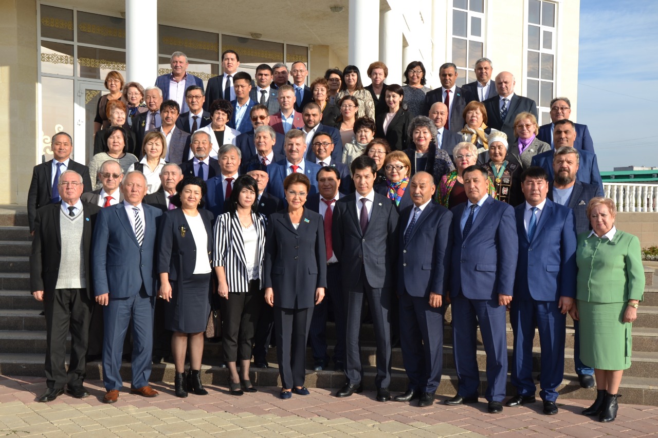 Председатель Сената Парламента РК Дарига Назарбаева встретилась в Уральске с представителями этнокультурных объединении
