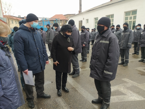 Правозащитные организации проверили условия в колонии Шымкента