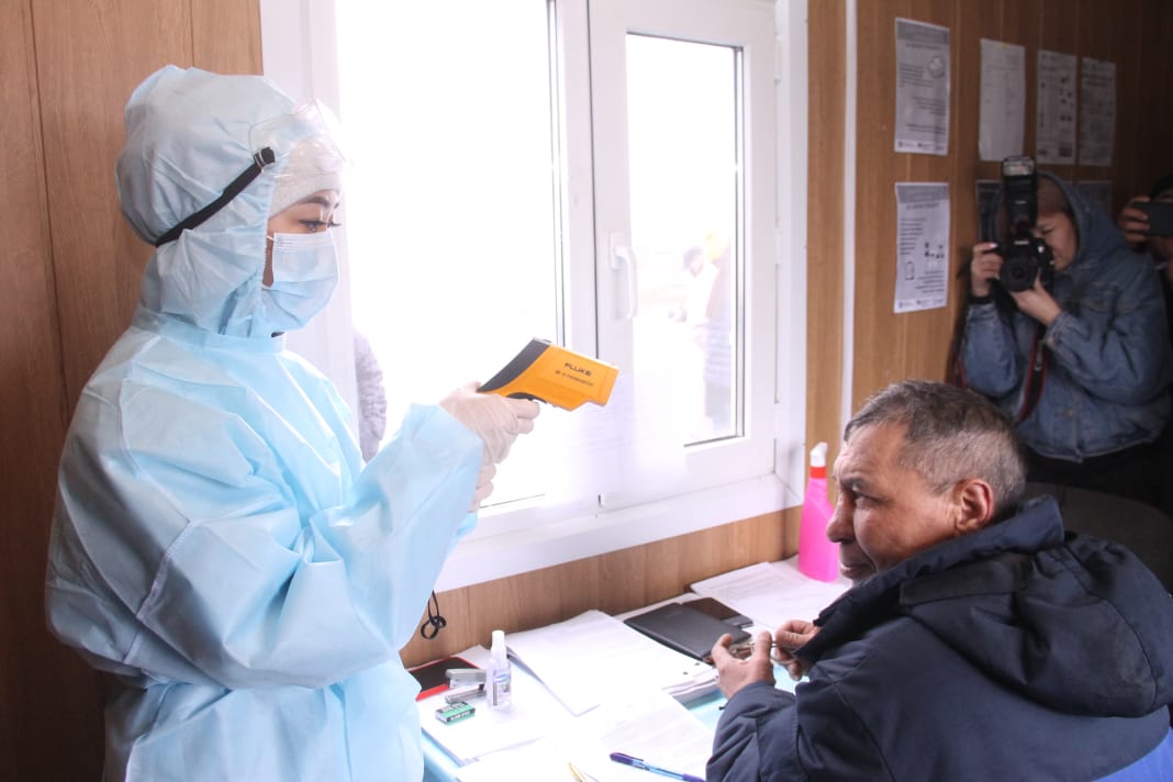В ЗКО выявлено трое граждан Таджикистана с коронавирусной инфекцией